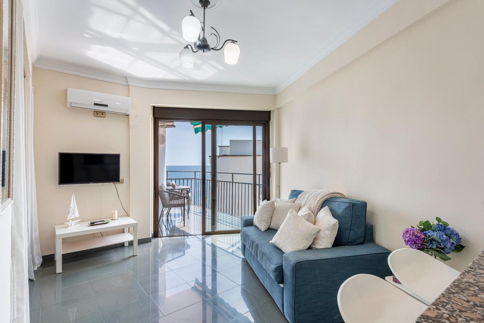 Apartemen In Centre Frontbeach *
